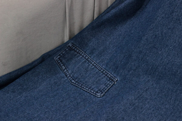 Váy suông denim túi hộp phong cách trẻ trung năng động - Mẫu váy nữ đẹp, dễ mặc, phù hợp mặc đi làm, đi chơi, du lịch - Hình ảnh 2