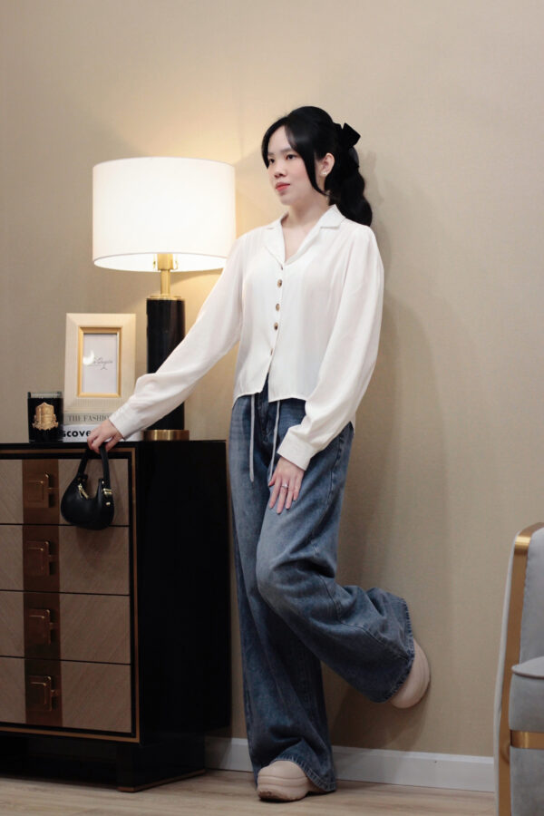 Áo Sơ Mi Cổ Đức Form Croptop Khuy Dọc Tay Dài Lụa Cát Thanh Lịch - Hình ảnh 6