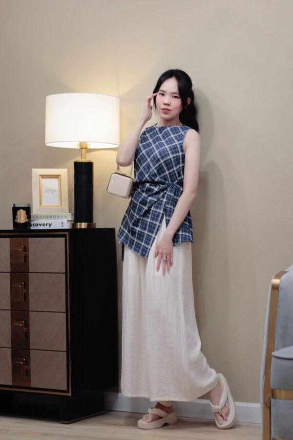 Áo Sơ Mi Nữ Cổ Tròn Kẻ Sọc Sát Nách Xẻ Tà Phong Cách Thời Trang - Hình ảnh 8