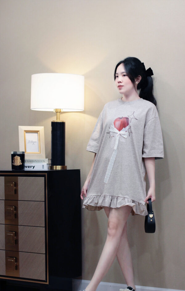 Váy suông form rộng họa tiết táo nơ điệu đà - Mẫu váy nữ đẹp, trẻ trung, mặc đi chơi, dạo phố | Meow Shop - Hình ảnh 16