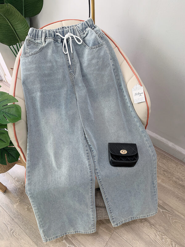 "Quần Baggy Jean lưng chun ống suông rộng - Thoải mái, phong cách, dễ phối đồ" - Hình ảnh 3