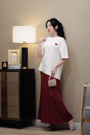 Set Áo Thun Cổ Tròn Tay Ngắn & Chân Váy Lụa Dài