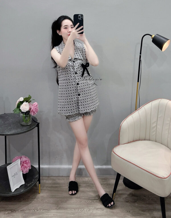 Set Bộ Quần Áo Nữ Thun Sát Nách Họa Tiết Nơ Dễ Thương, Thiết Kế Túi & Nút, Thích Hợp Đi Chơi, Du Lịch - Hình ảnh 5