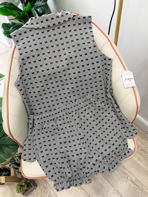 Set Bộ Quần Áo Nữ Thun Sát Nách Họa Tiết Nơ Dễ Thương, Thiết Kế Túi & Nút, Thích Hợp Đi Chơi, Du Lịch - Hình ảnh 4