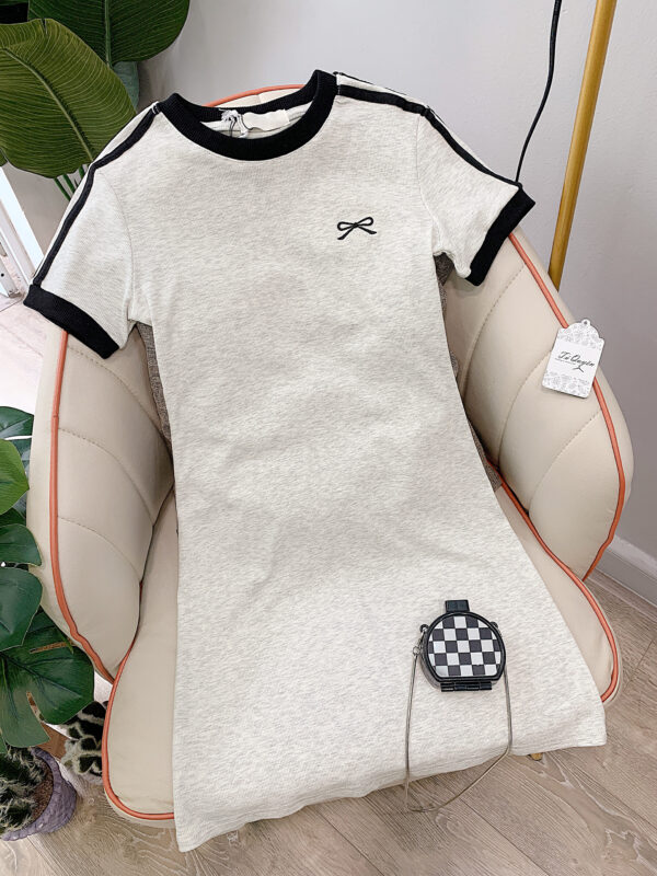 Váy Body Thun Cổ Tròn Viền Phối Màu Tay Ngắn - Thiết Kế Tôn Dáng, Chất Liệu Thoáng Mát - Ảnh 3