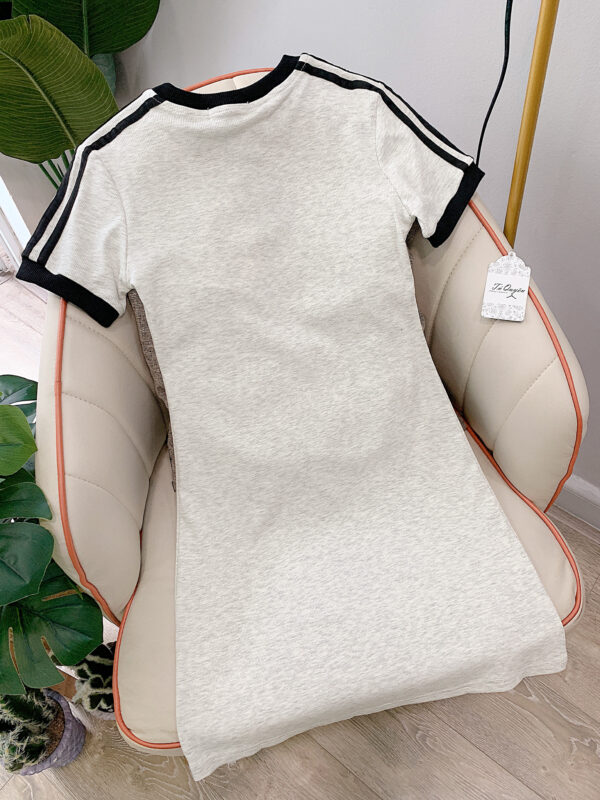 Váy Body Thun Cổ Tròn Viền Phối Màu Tay Ngắn - Thiết Kế Tôn Dáng, Chất Liệu Thoáng Mát - Ảnh 2