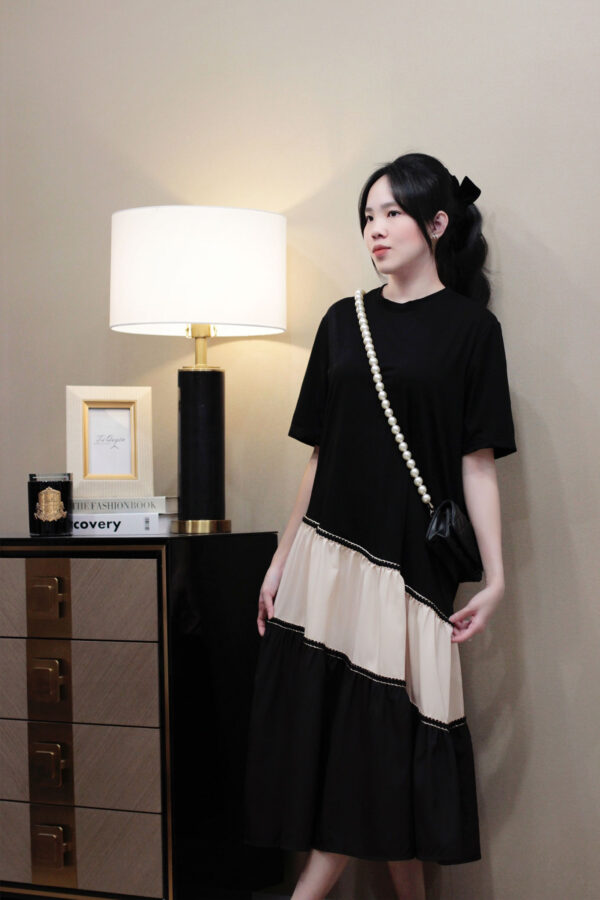 Váy Midi Thun Cổ Tròn Phối Màu Chéo Tay Ngắn - Thời Trang Nữ Tính, Thanh Lịch - Hình ảnh 2