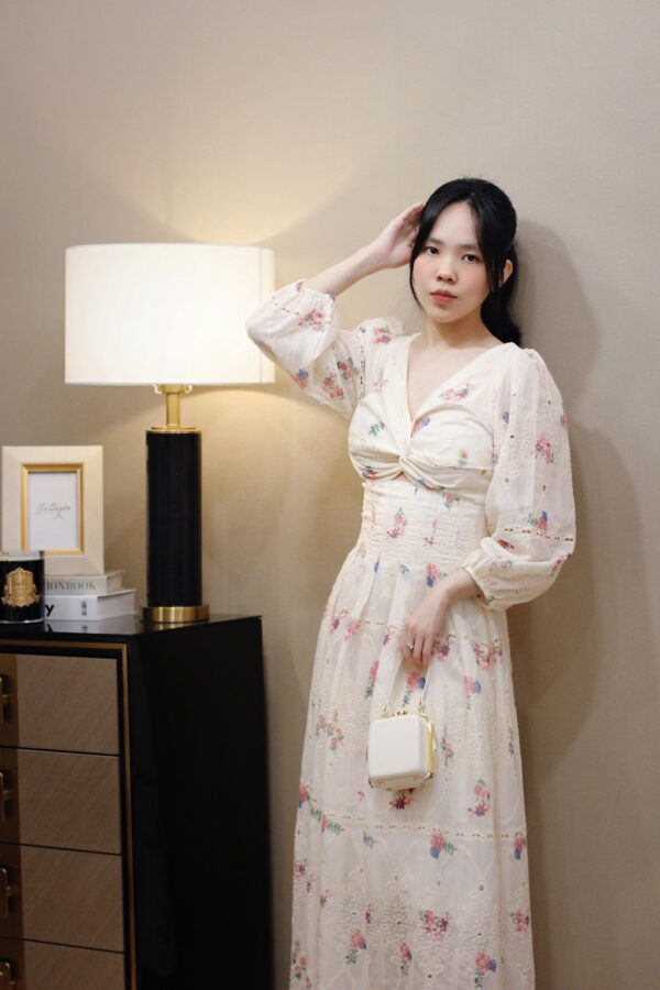 Váy Midi Voan Thêu Hoa Cổ Tim Xoắn Ngực Chiết Eo Tay Lỡ Bo Chun Có Lót - Thiết Kế Thanh Lịch, Phù Hợp Đi Tiệc, Đi Chơi, Du Lịch - Ảnh 12