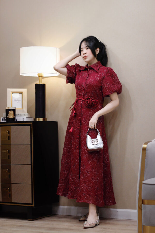 Váy Midi Thêu Hoa Nổi Cổ Sơ Mi Chiết Eo Tay Phồng Sang Trọng - Hình ảnh 6
