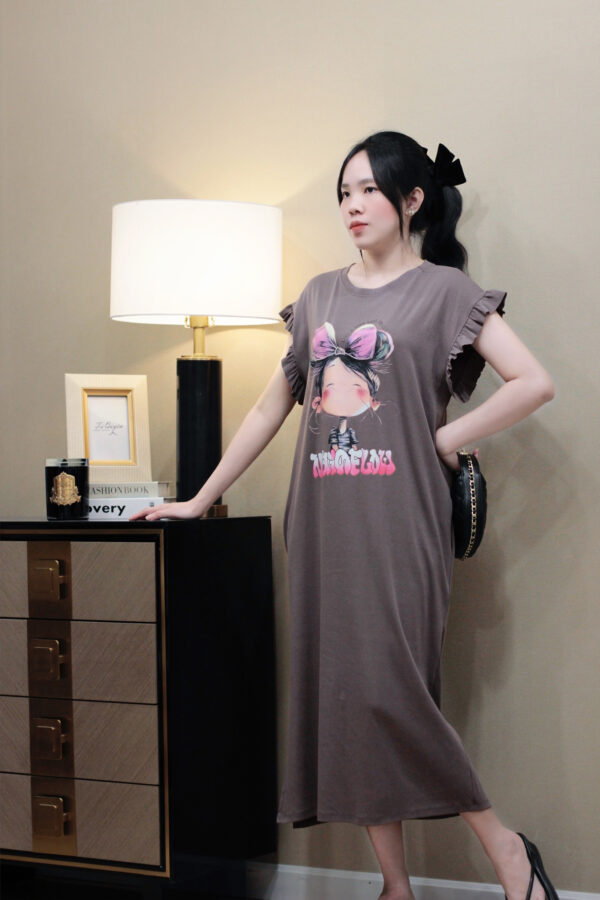 Váy Midi Thun Cổ Tròn Hình Bé Gái Tay Cánh Dơi Viền Bèo - Hình ảnh 15