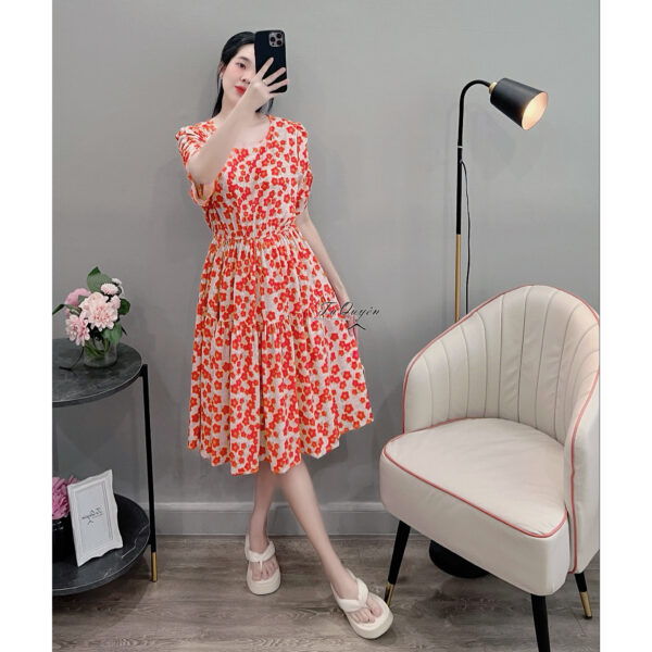 Váy suông hoa tay ngắn chun eo chất liệu lụa cát mềm mại, thoáng mát - lựa chọn hoàn hảo cho phong cách daily và đi chơi - Ảnh 5