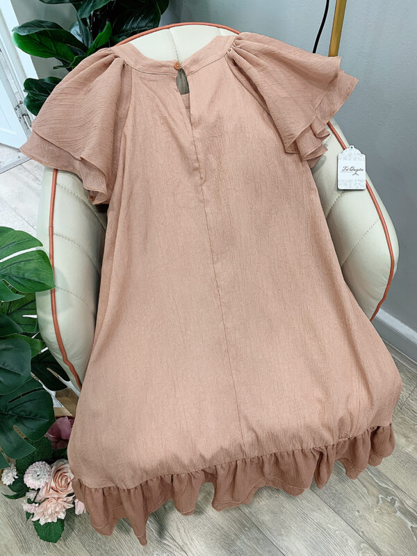 Váy suông cổ tròn đính hoa đuôi cá tay cánh tiên - Ảnh 9