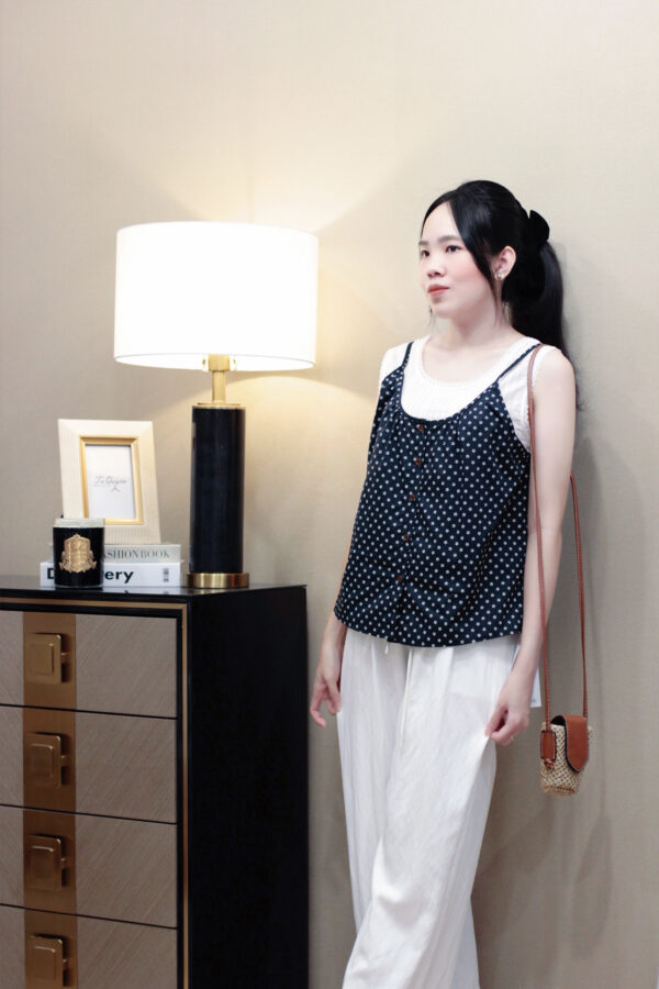 Áo Sơ Mi Nữ 2 Lớp Cổ Tròn Hoa Nhí Tay Sát Nách - Phong Cách Đi Chơi, Chất Liệu Thô Thoáng Mát - Hình ảnh 3
