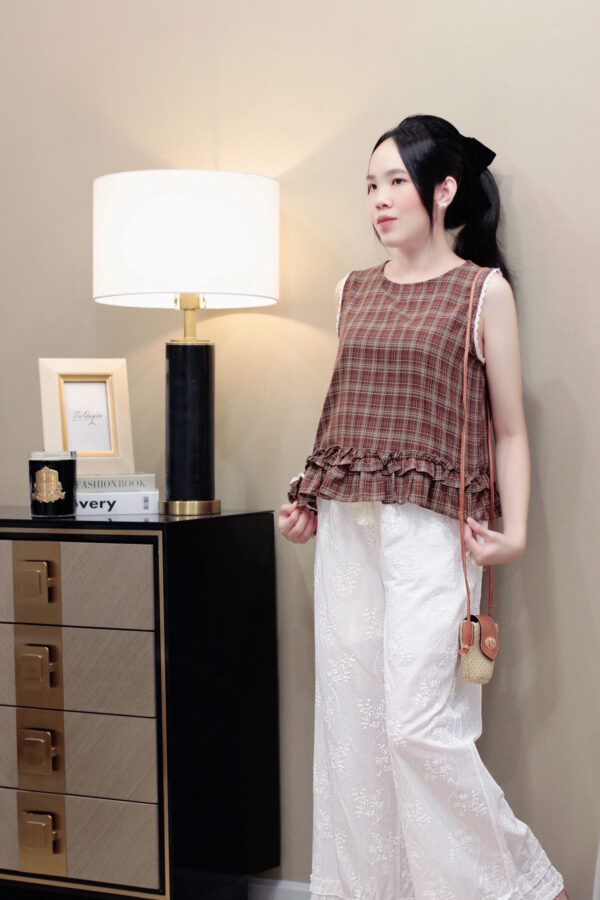 Áo Sơ Mi Nữ Cổ Tròn Họa Tiết Caro Viền Bèo Tay Sát Nách - Phong Cách Thời Trang Thanh Lịch - Hình ảnh 6