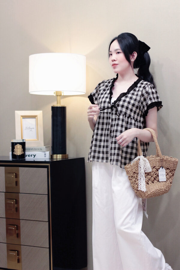 Áo Sơ Mi Nữ Cổ V Caro Giả Set Tay Ngắn Chất Thô Thoáng Mát - Phong Cách Đi Chơi, Du Lịch - Hình ảnh 2