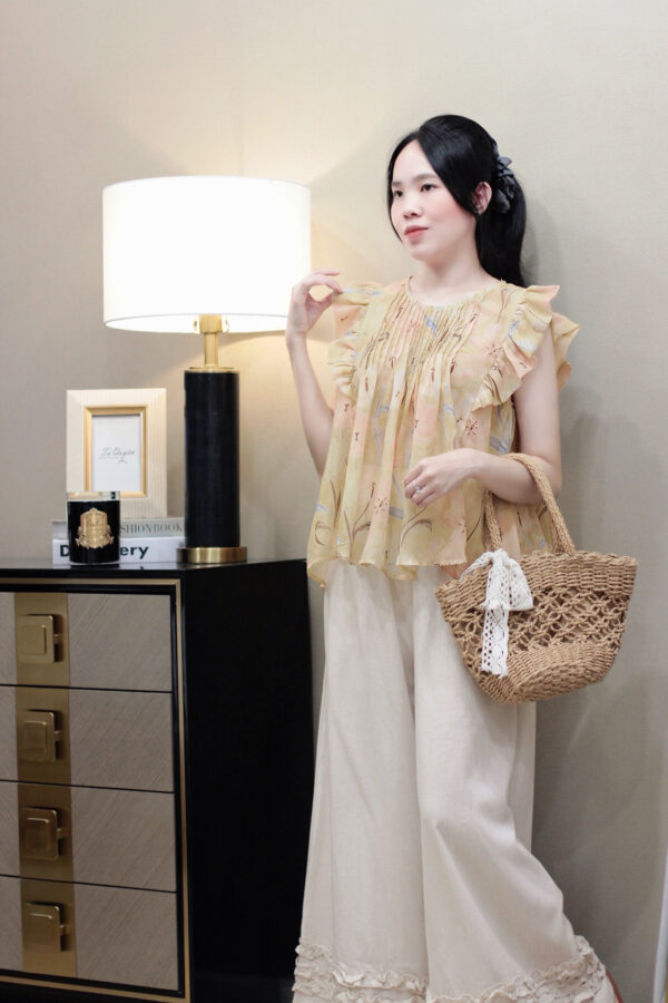 Set Áo Hoa Cổ Tròn Sát Nách và Quần Suông Dài Lưng Thun Bèo Gấu - Thô, Dài, Vừa người, Hoa - Hình ảnh 5