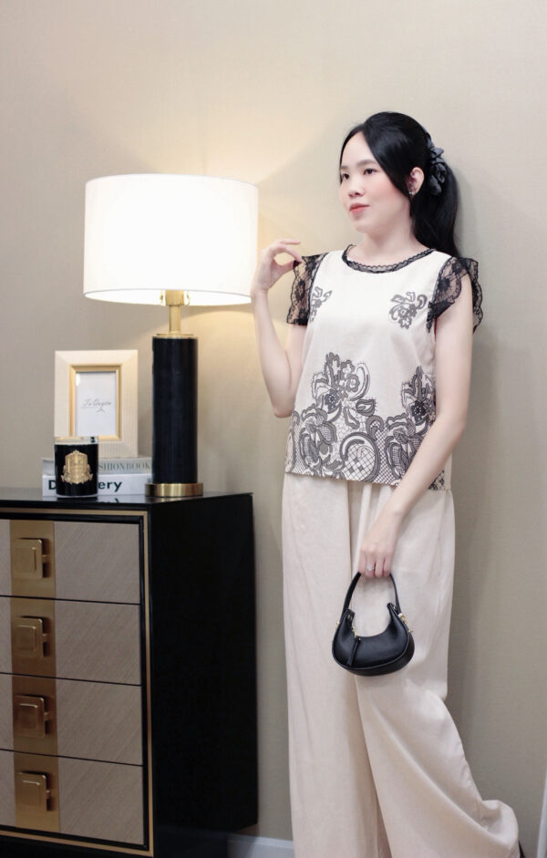 Set Bộ Áo Cổ Tròn Sát Nách Viền Ren và Quần Suông Dài Phong Cách Thời Trang - Ảnh 5