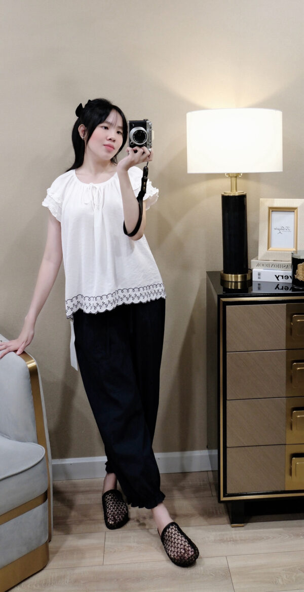 Áo Sơ Mi Kiểu Cổ Tròn Bo Chun Tay Ngắn Viền Bèo - Thanh Lịch & Thoải Mái - Ảnh 4