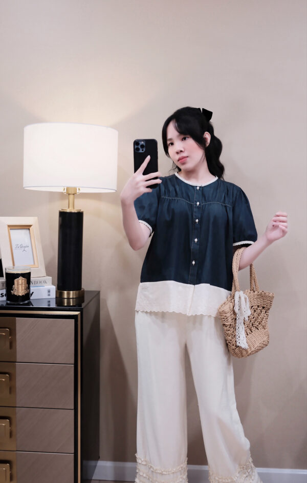 Áo Sơ Mi Kiểu Cổ Tròn Viền Ren Nút Dọc Tay Ngắn Phối Ren - Thanh Lịch, Duyên Dáng - Ảnh 5