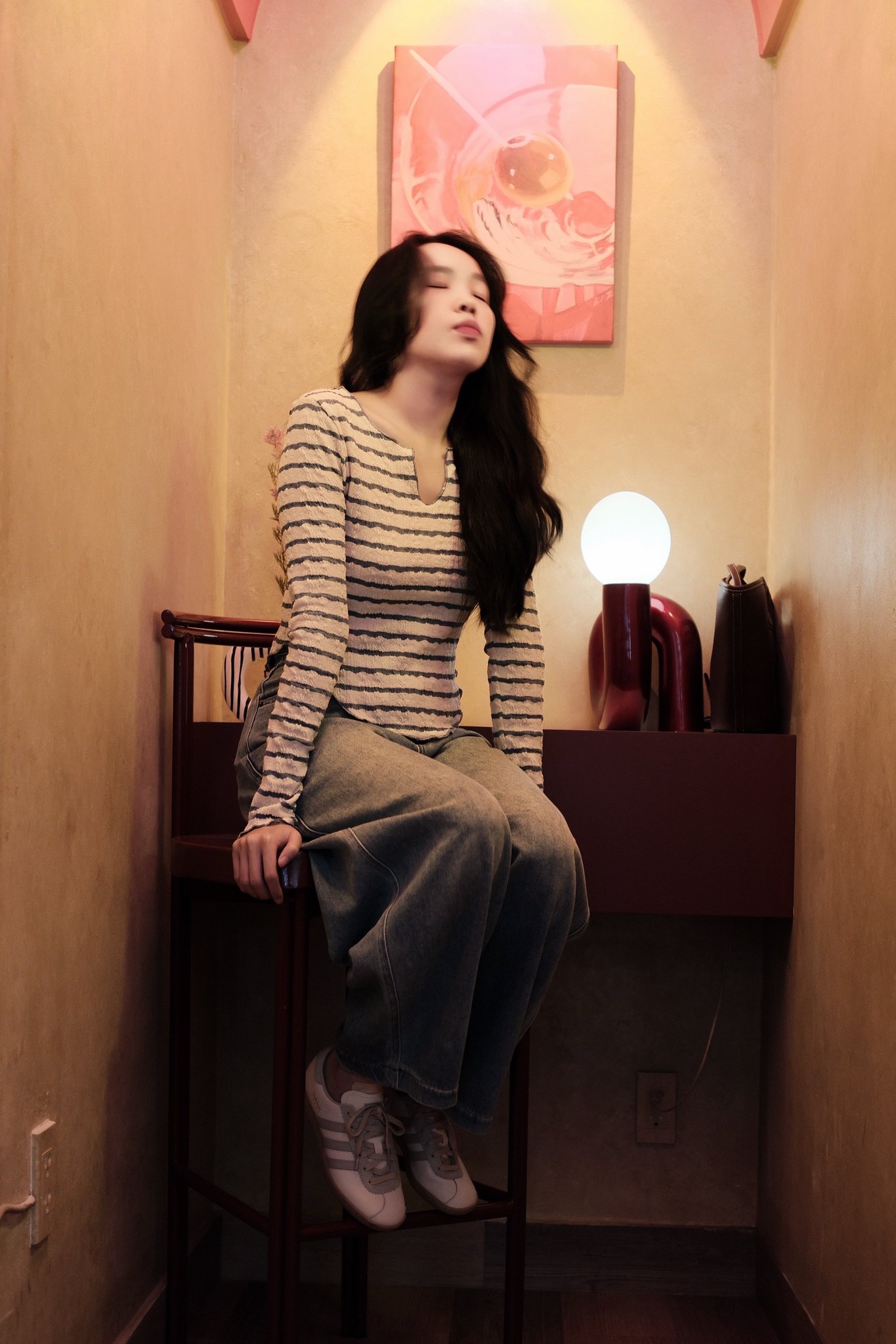 Áo Croptop Len Tay Dài Kẻ Ngang Cổ Chữ V - Phong Cách Thời Trang Năng Động - Ảnh 4