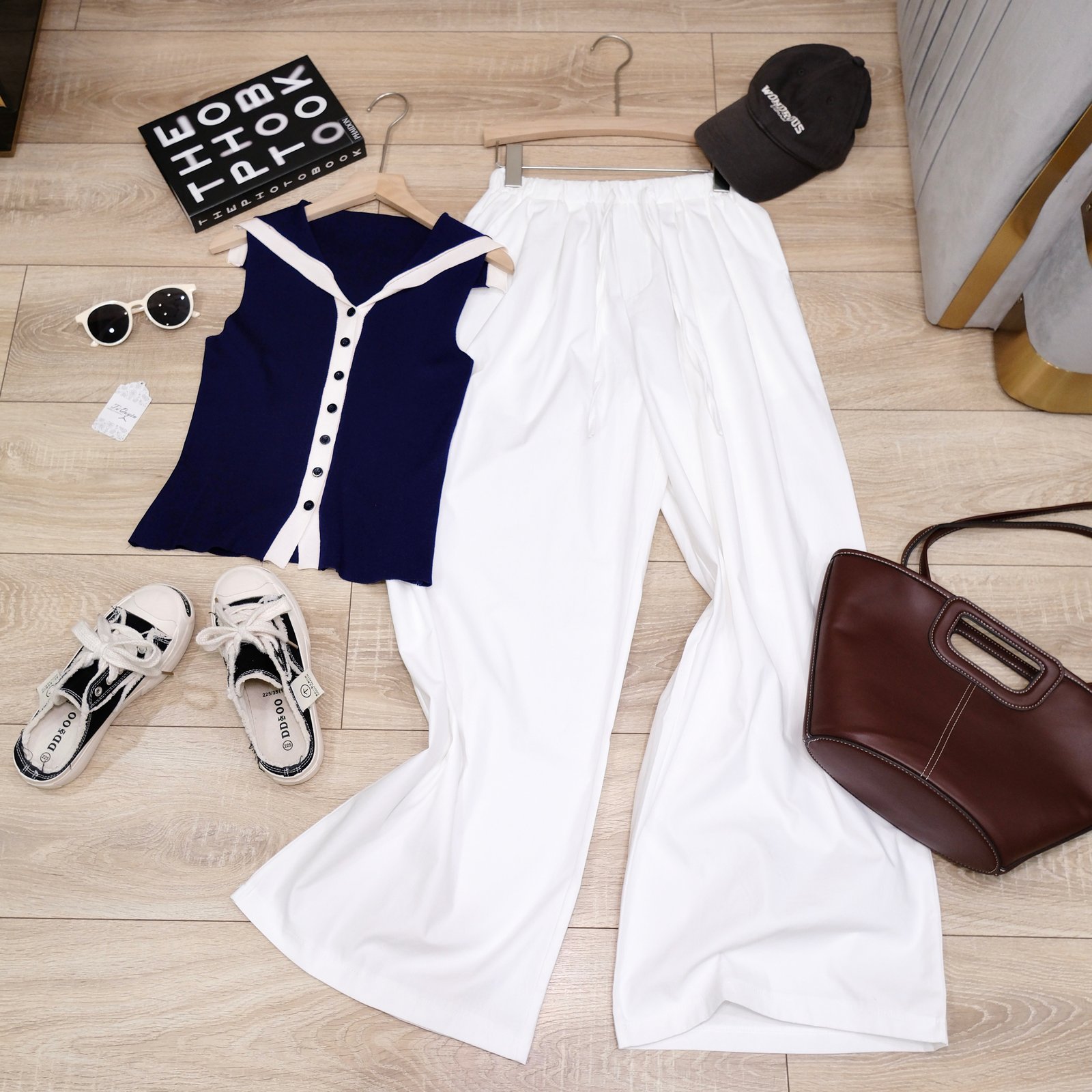 Áo Len Cổ V Sát Nách Nút Dọc Thanh Lịch - Đi Chơi, Du Lịch - Ảnh 6