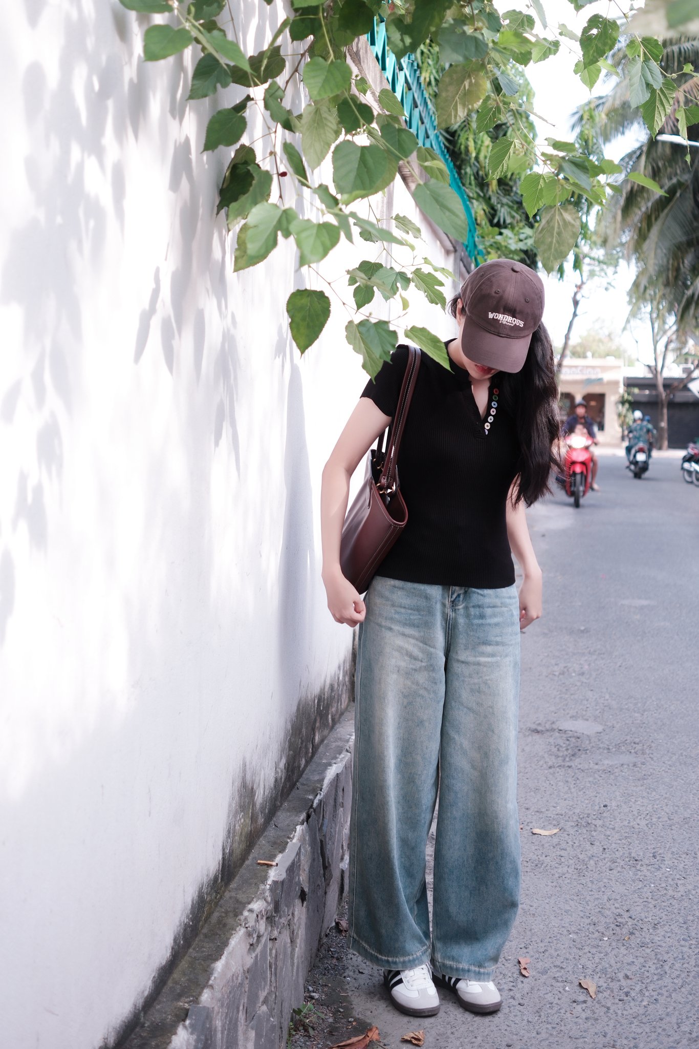 Áo Len Gân Cổ Tròn Nút Nhiều Màu Tay Ngắn Croptop Dáng Ôm Đi Chơi Du Lịch - Ảnh 3