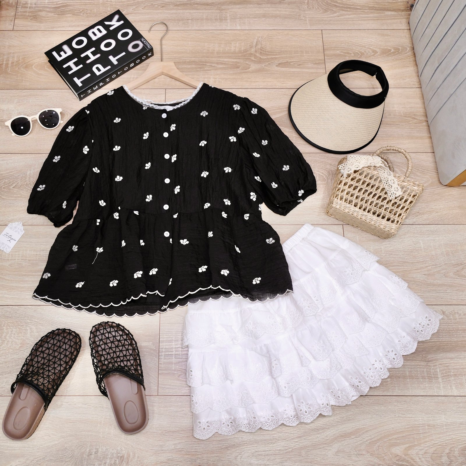 Áo Sơ Mi Voan Thêu Hoa Cổ Tròn Nút Dọc Tay Ngắn Bo Chun - Thiết Kế Thanh Lịch, Chất Liệu Thoáng Mát - Ảnh 6