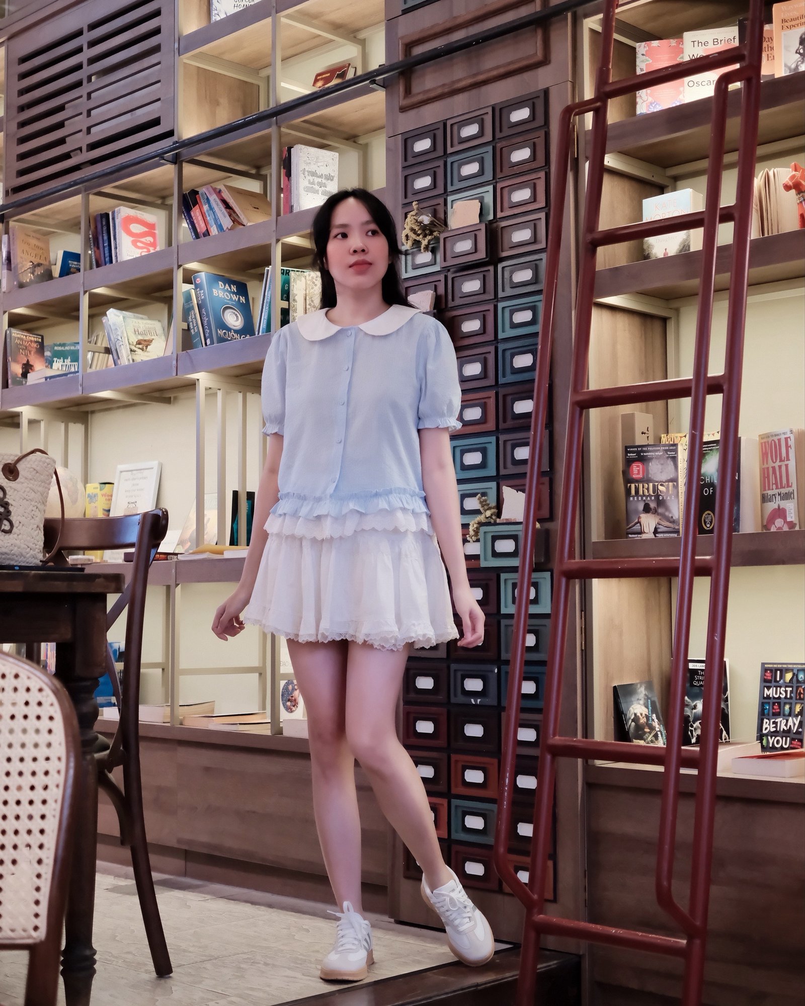 Áo Sơ Mi Kẻ Sọc Cổ Sen Nút Dọc Tay Ngắn Bo Chun - Ảnh 4