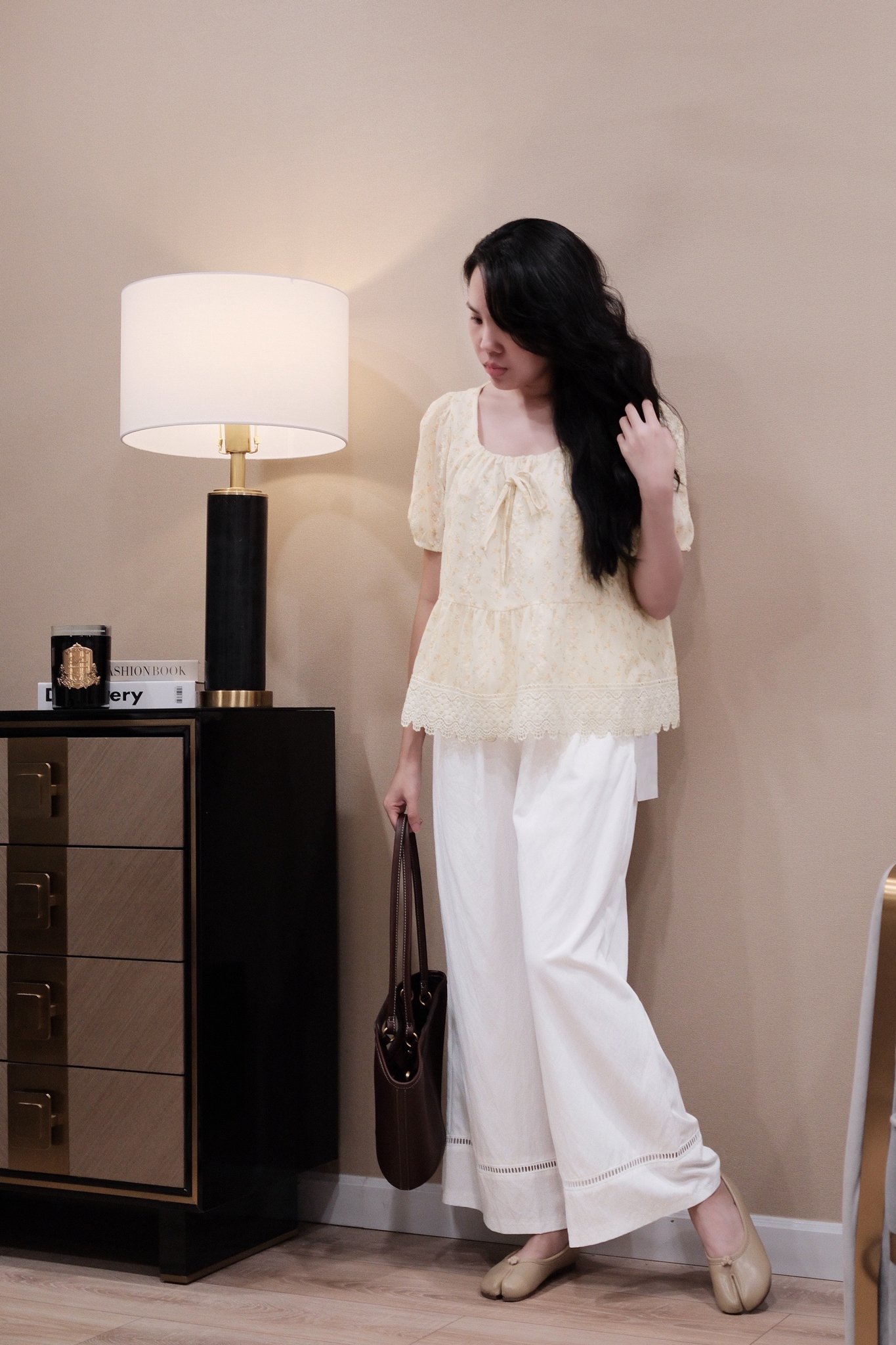 Áo Sơ Mi Kiểu Cổ Vuông Hoa Nhí Cột Nơ Phối Ren Tay Ngắn Bo Chun - Đi Chơi, Du Lịch - Ảnh 3