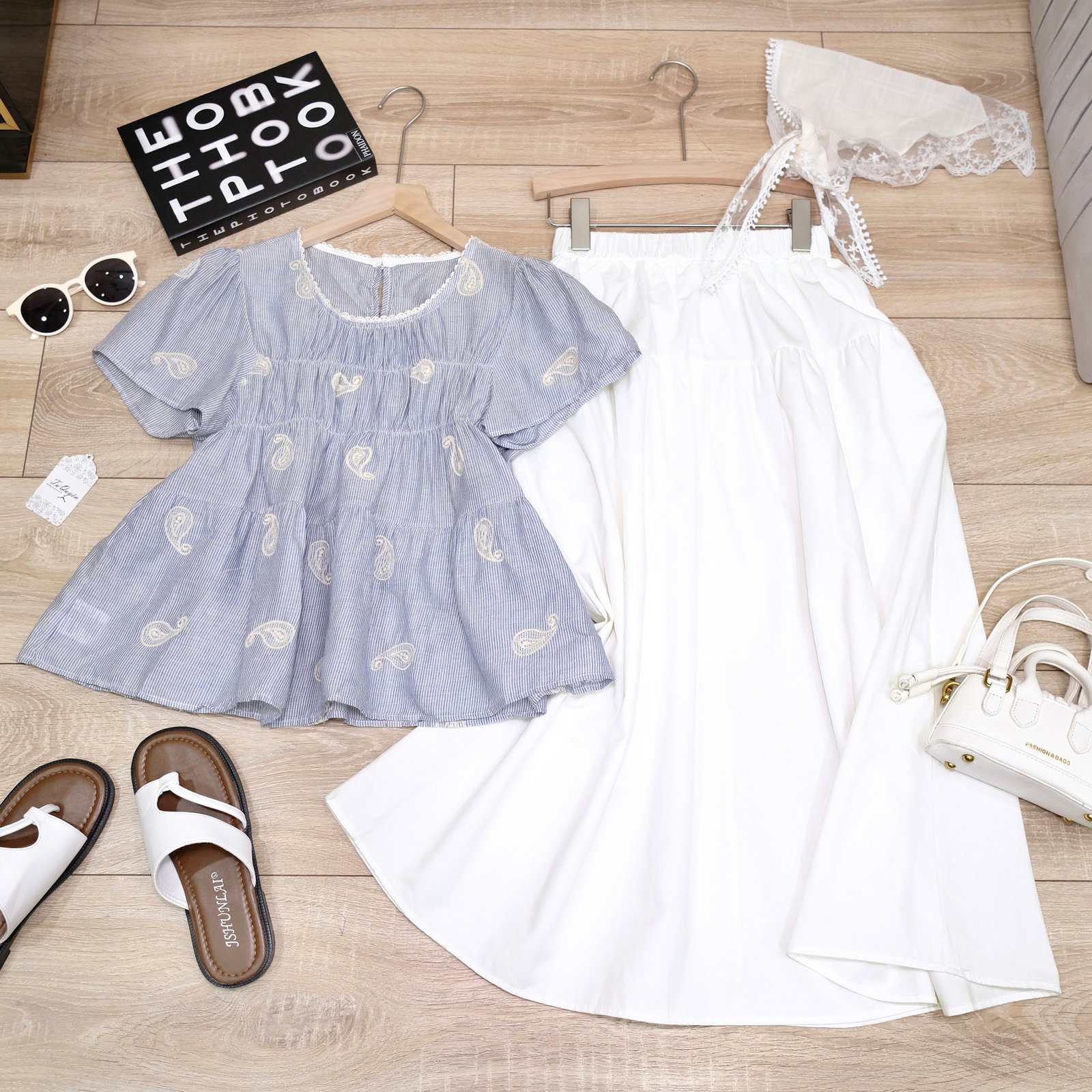 Áo kiểu nữ kẻ sọc viền ren nhún ngực tay cánh tiên - Ảnh 2