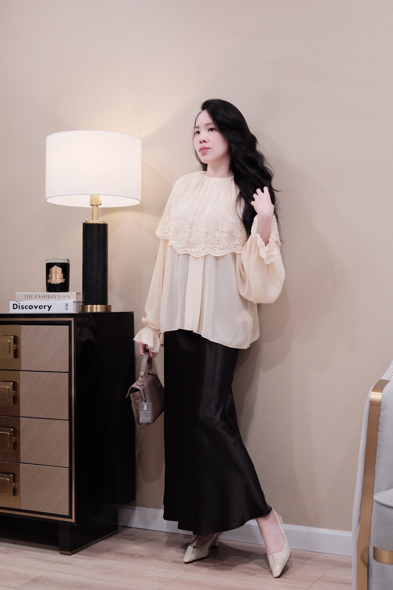 Áo sơ mi voan cổ tròn phối ren tay dài bo chun - Ảnh 7