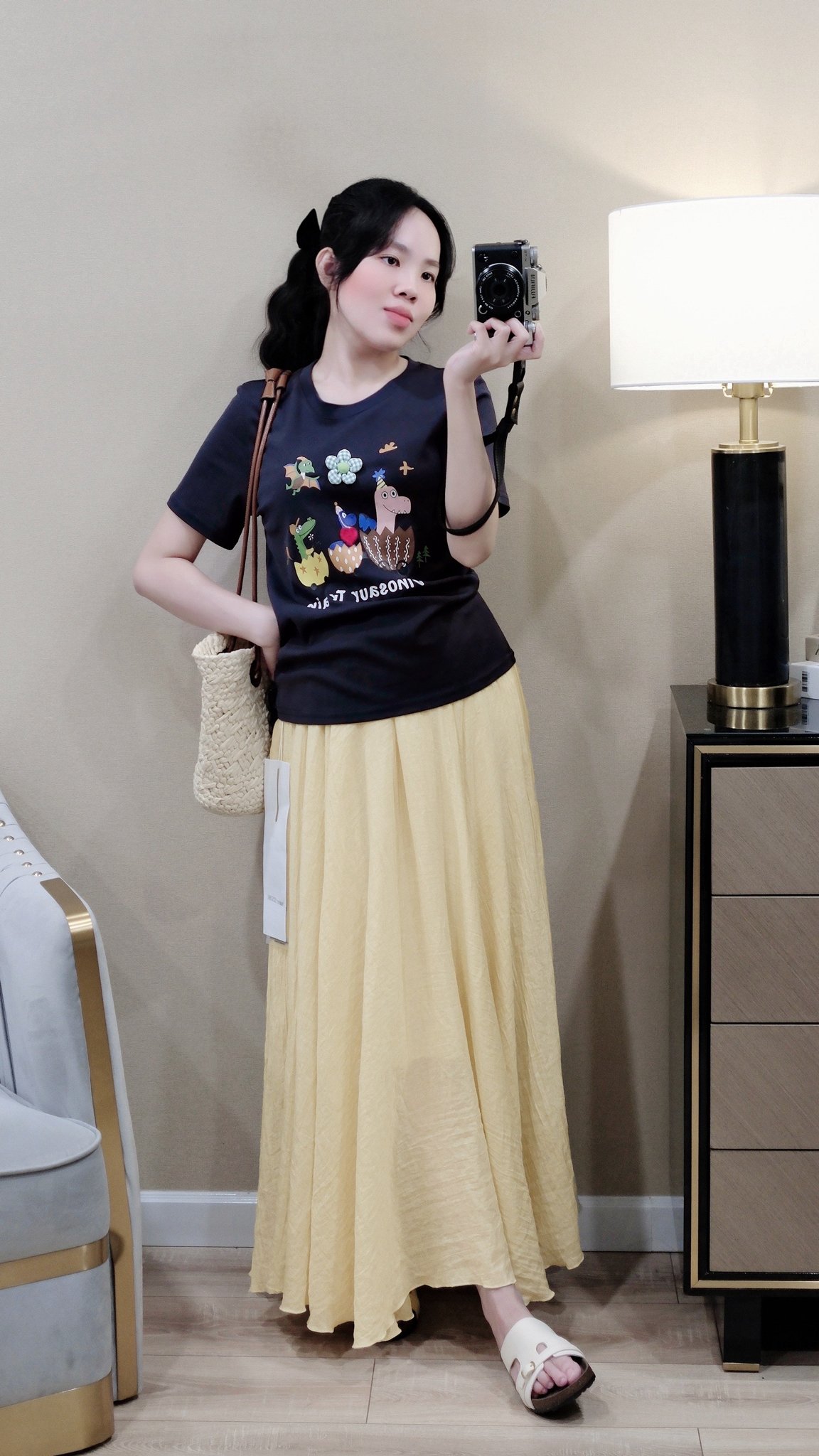 "Áo Thun Nữ Cổ Tròn Hình Khủng Long Tay Ngắn Phong Cách Trẻ Trung" - Ảnh 4