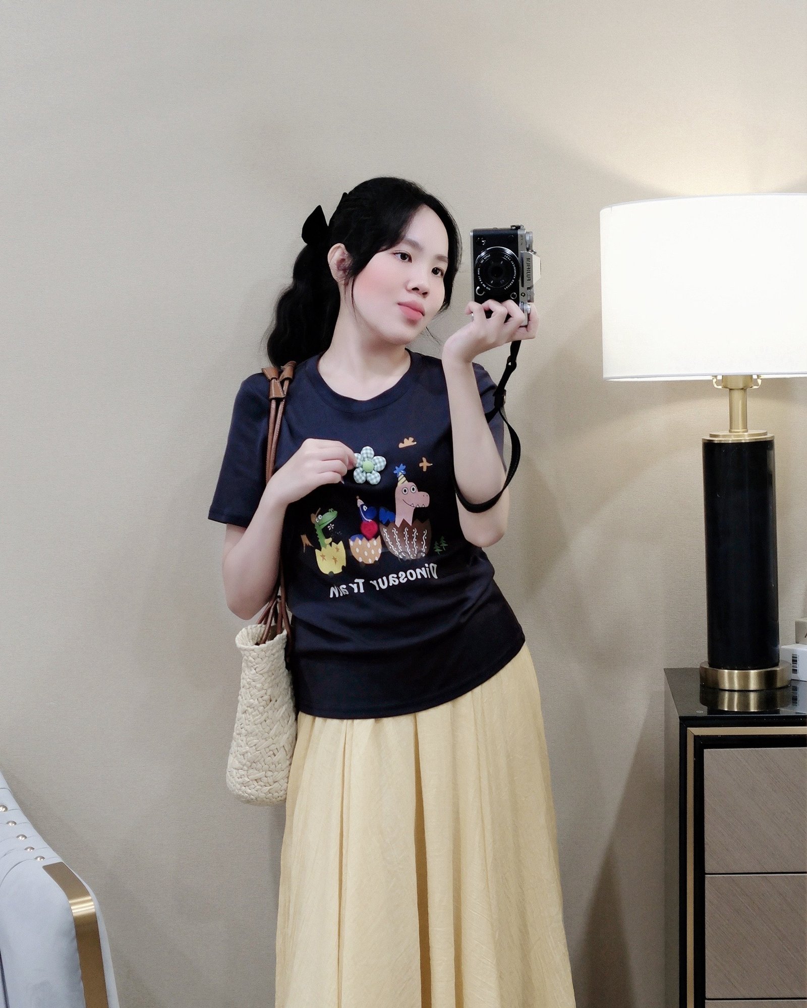 "Áo Thun Nữ Cổ Tròn Hình Khủng Long Tay Ngắn Phong Cách Trẻ Trung" - Ảnh 6