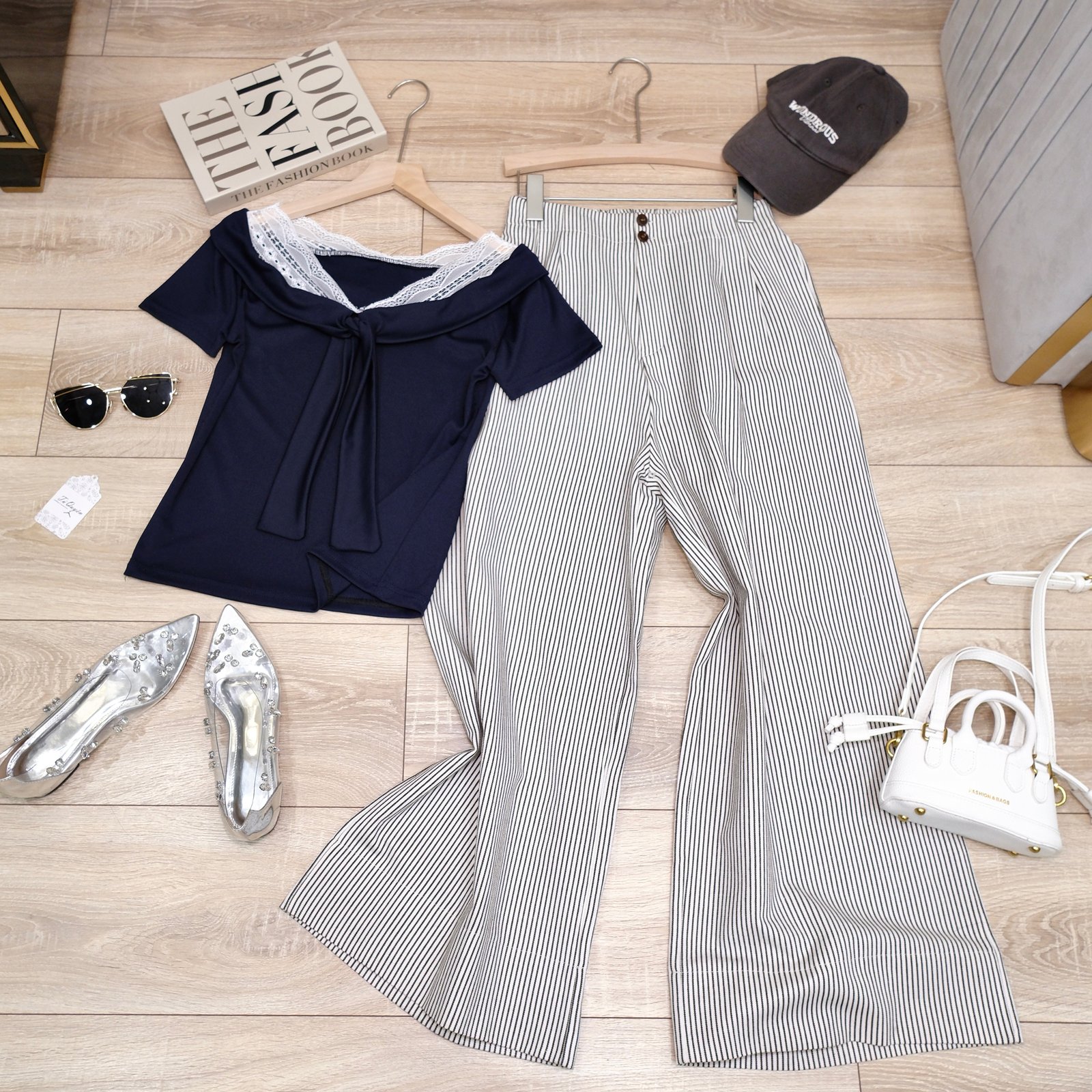 Áo Thun Cổ Bẻ Phối Ren Tay Ngắn Nữ Tính, Thanh Lịch - Lựa Chọn Hoàn Hảo Cho Đi Chơi - Ảnh 6