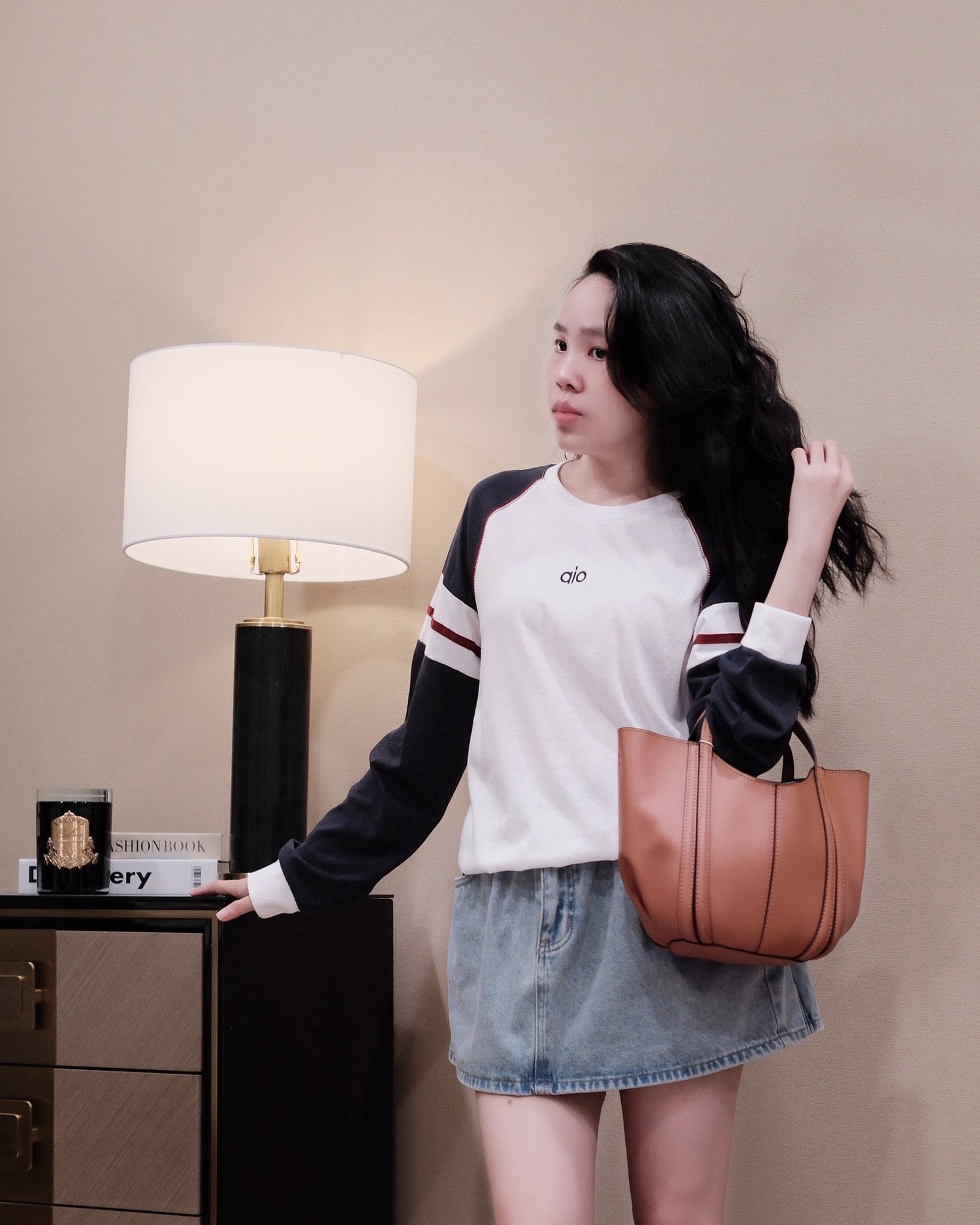 Áo Thun Cổ Tròn Tay Dài Phối Màu Phong Cách Casual Năng Động - Ảnh 4