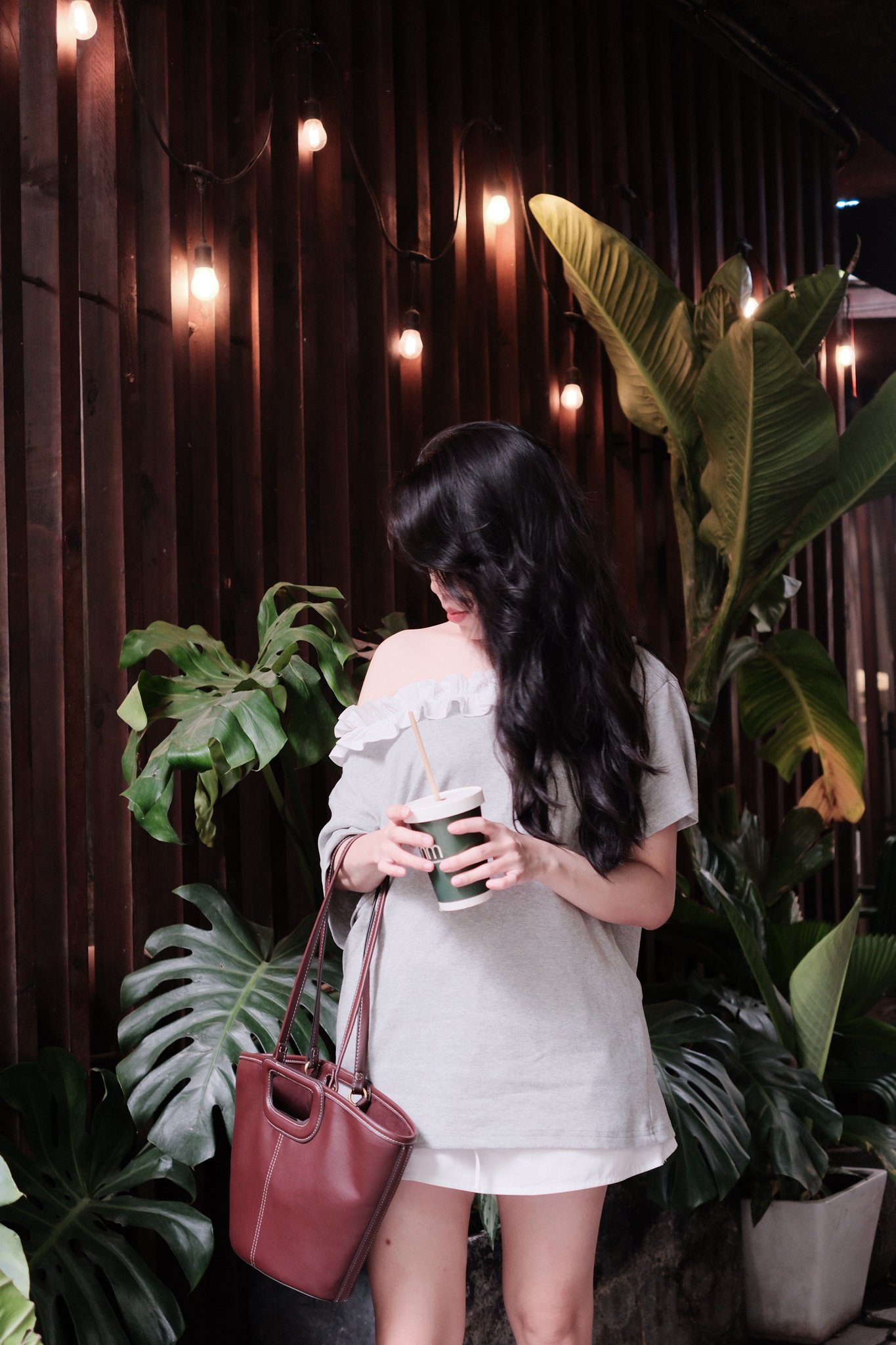 Áo Thun Lệch Vai Viền Bèo Tay Ngắn Phong Cách Nữ Tính, Chất Liệu Thun Thoáng Mát - Ảnh 3