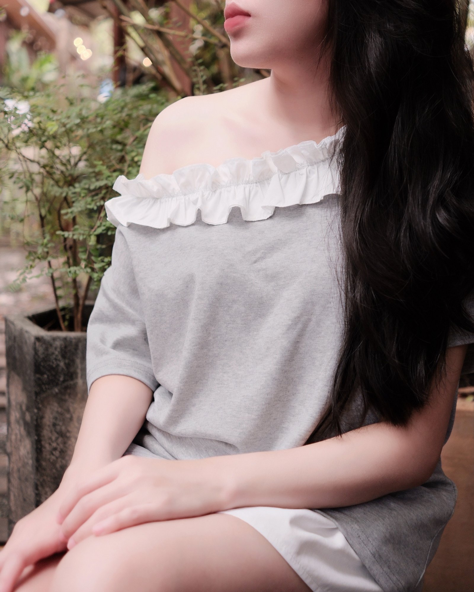 Áo Thun Lệch Vai Viền Bèo Tay Ngắn Phong Cách Nữ Tính, Chất Liệu Thun Thoáng Mát - Ảnh 2