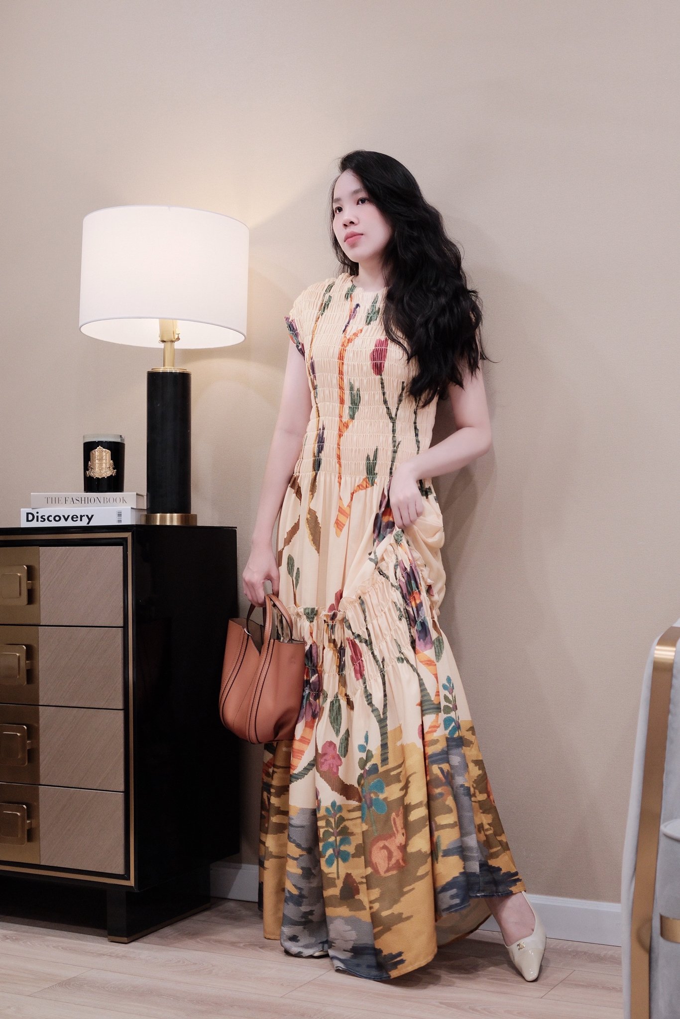 Váy Maxi Hoa Cổ Cao Bo Chun Xếp Tầng Sát Nách Thô Dáng Vừa Đi Chơi Du Lịch - Ảnh 3