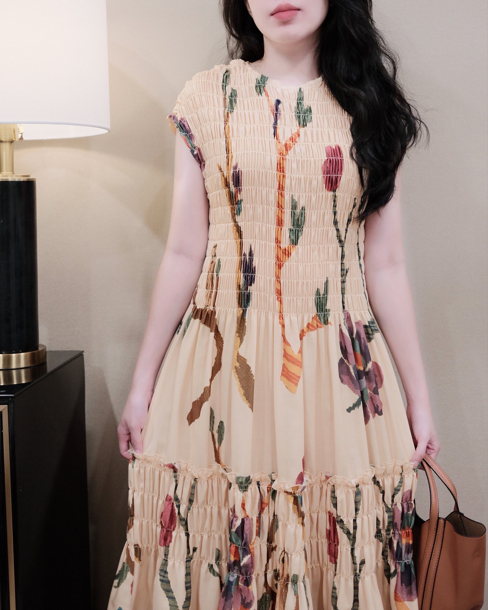 Váy Maxi Hoa Cổ Cao Bo Chun Xếp Tầng Sát Nách Thô Dáng Vừa Đi Chơi Du Lịch - Ảnh 2