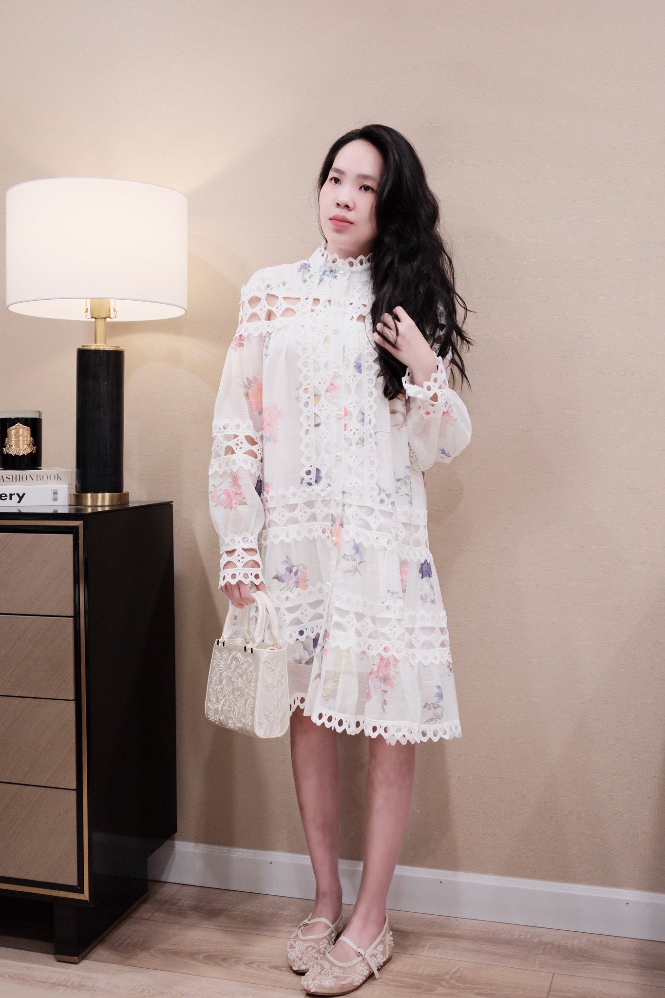 Váy suông voan hoa phối ren cổ cao tay dài - Ảnh 4