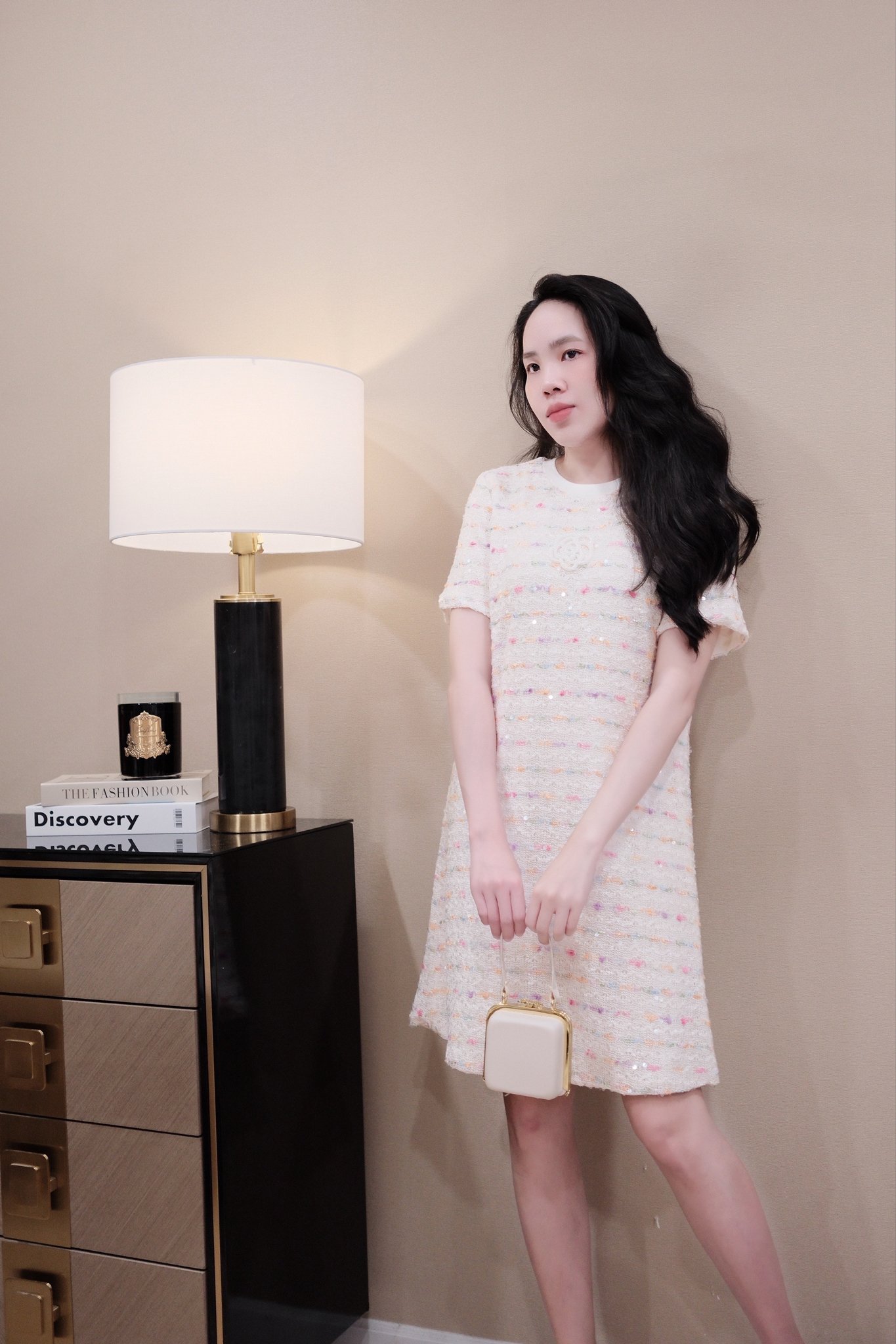 Váy suông len kết cườm cổ tròn tay ngắn có lót - Thiết kế thanh lịch, sang trọng - Ảnh 2