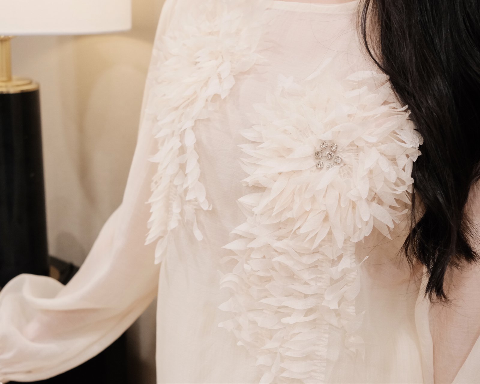 Áo Sơ Mi Voan Kiểu Cổ Tròn Đính Hoa 3D Tay Dài Nút Cài, Thanh Lịch & Sang Trọng - Ảnh 4