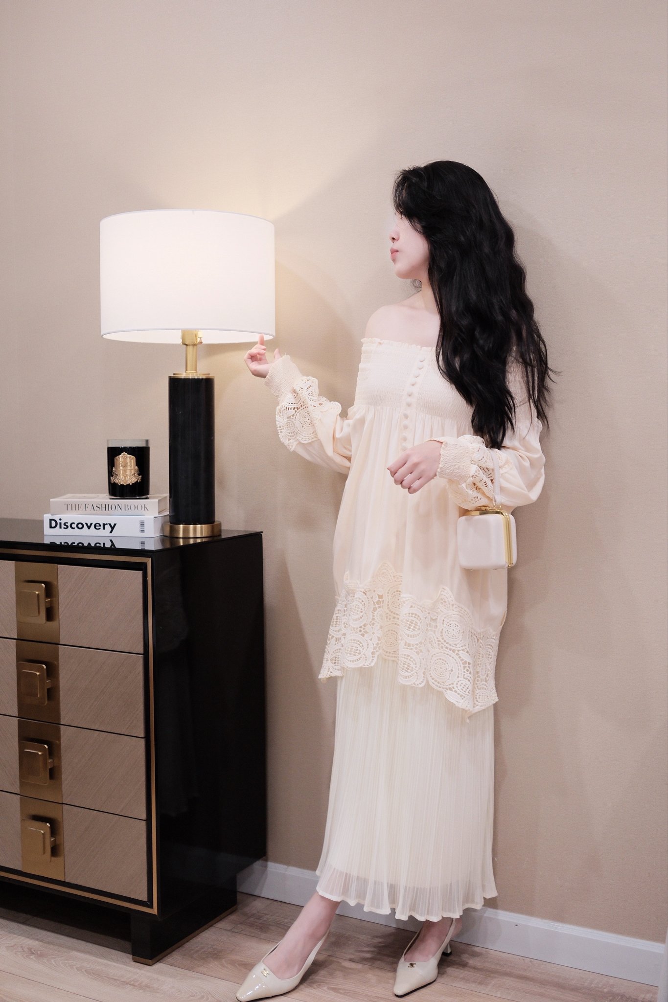 Áo Trễ Vai Bo Chun Tay Dài Phối Ren Tinh Tế, Đính Nút Thanh Lịch. Phong Cách Nữ Tính Đi Chơi, Du Lịch Thoải Mái. - Ảnh 6