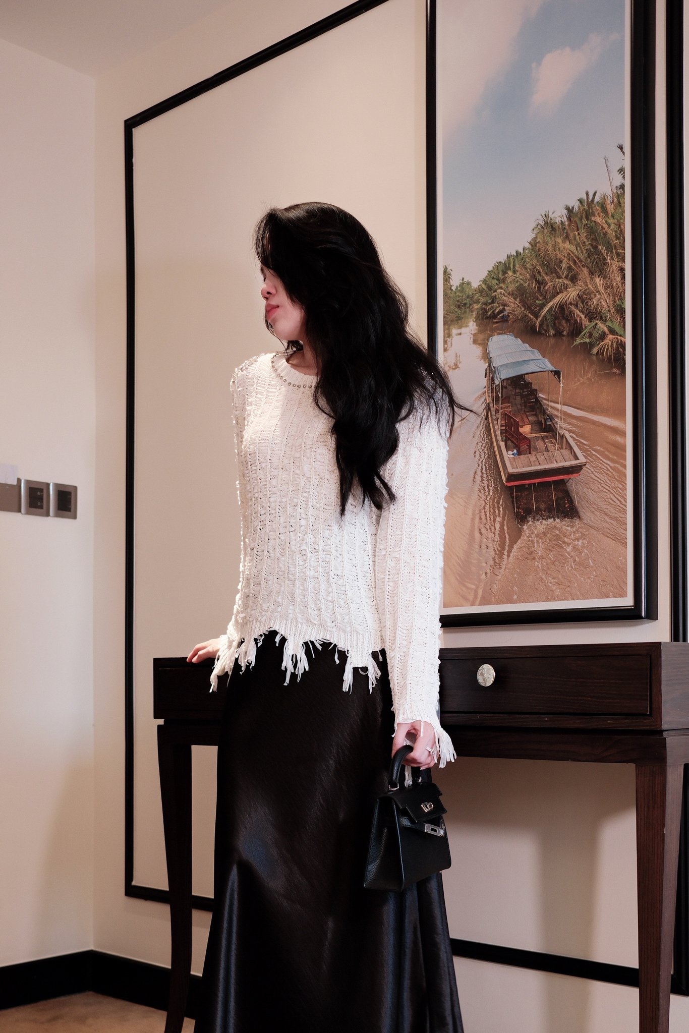 Áo Len Dệt Kim Cổ Tròn Đính Đá Tua Rua Tay Dài Phong Cách Hiện Đại - Ảnh 7