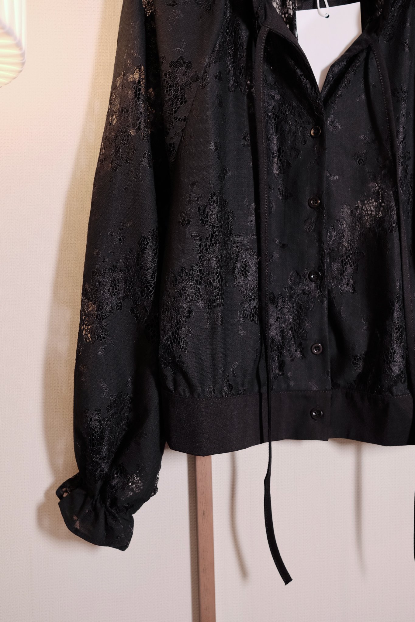 Áo Ren Cổ V Cột Dây, Tay Dài Bo Chun Sang Trọng, Quyến Rũ - Ảnh 4