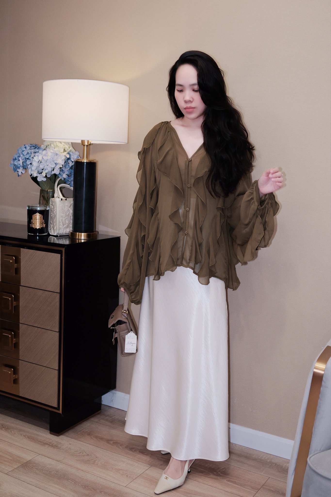 Áo Sơ Mi Voan Cổ V Tay Dài Thanh Lịch - Thiết Kế Đi Chơi, Du Lịch - Ảnh 13