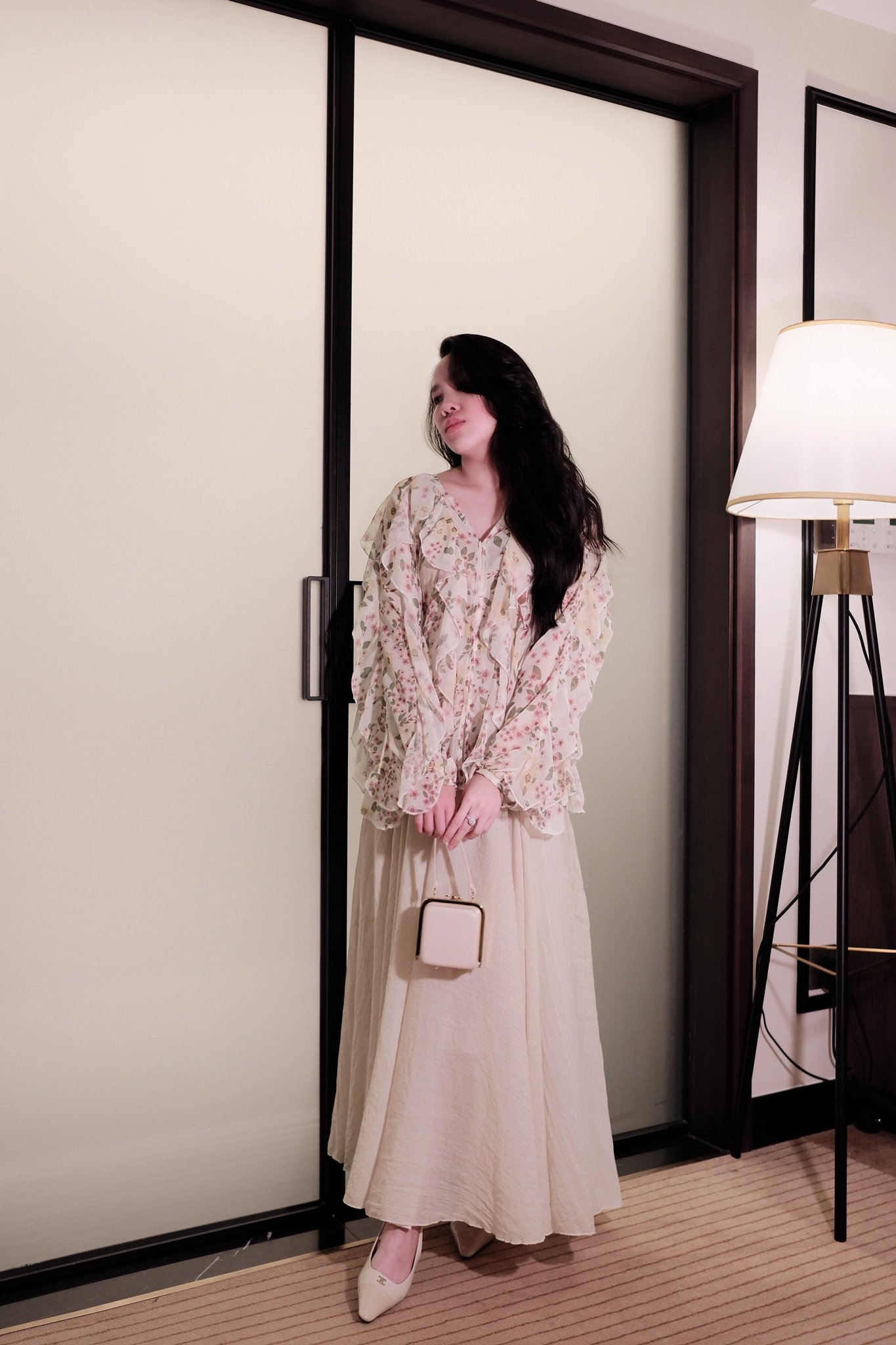 Áo Kiểu Voan Hoa Nữ Cao Cấp Bèo Cổ V Tay Dài Thanh Lịch - Phong Cách Dịu Dàng Đi Chơi, Du Lịch, Du Xuân - Ảnh 8