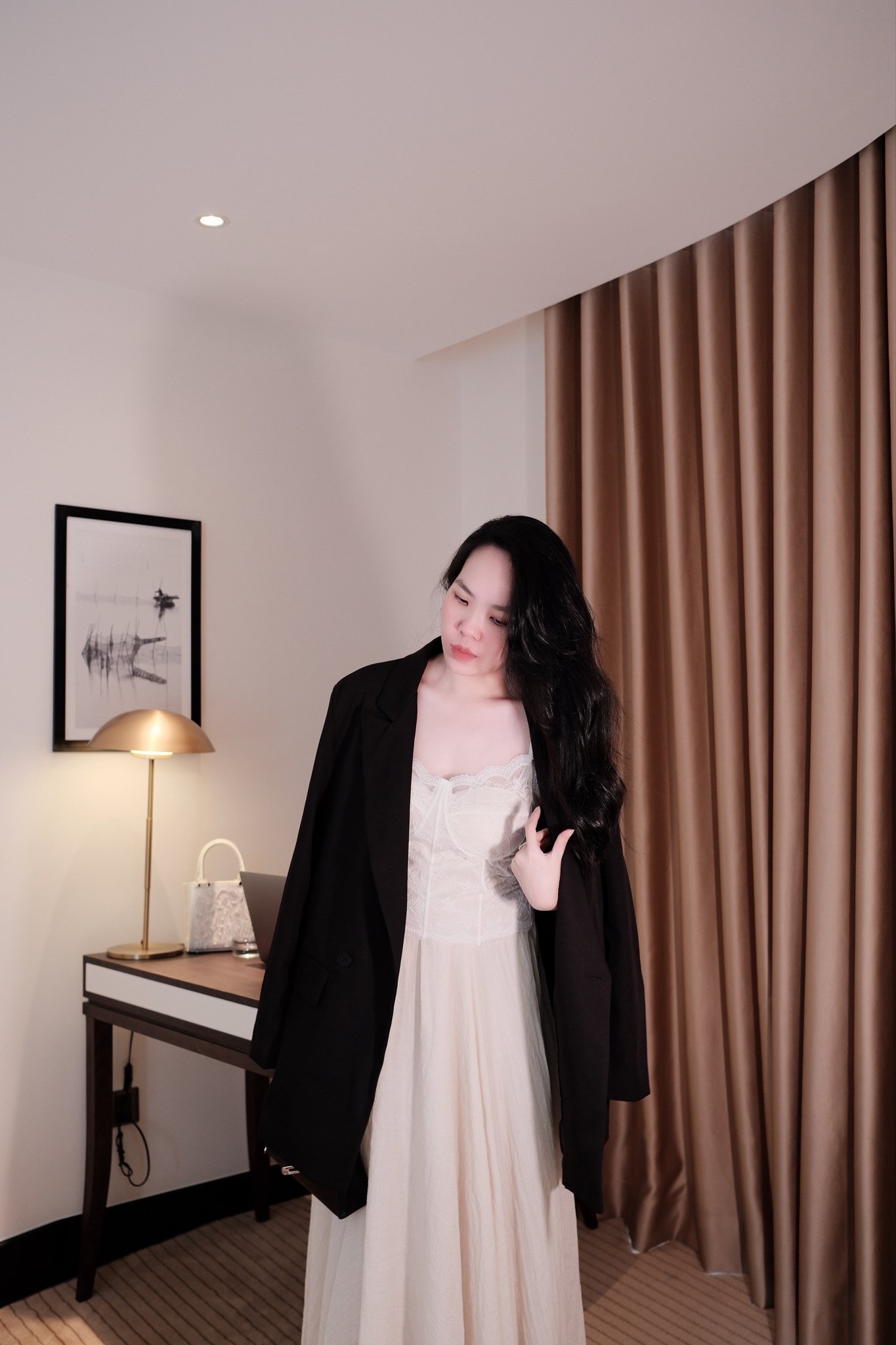 Áo Vest Nữ Blazer Dáng Rộng Thanh Lịch Tay Dài Cao Cấp - Thiết Kế Công Sở Hiện Đại Có Lót Hai Túi Tiện Dụng - Ảnh 2