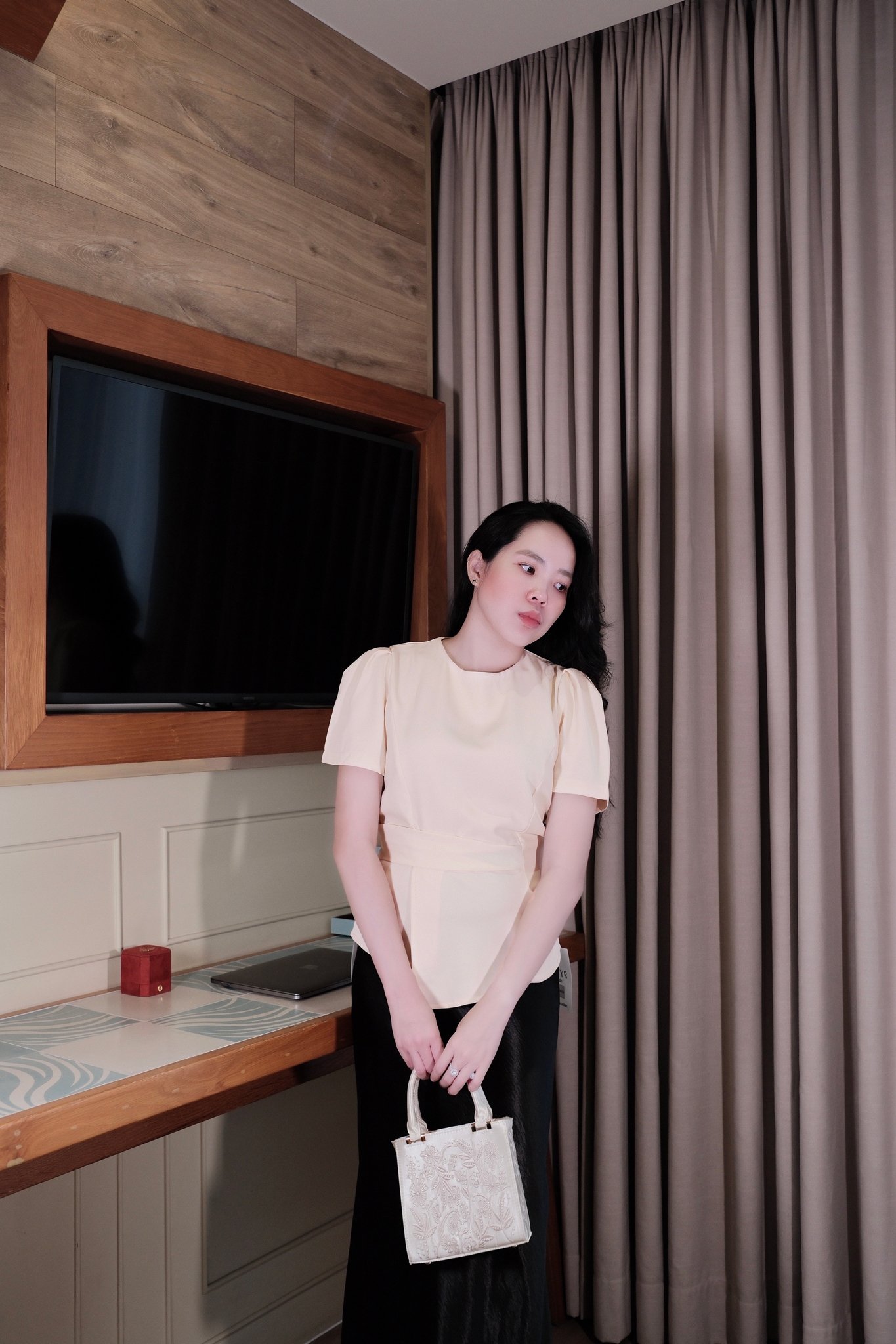Áo Sơ Mi Nữ Cổ Tròn Tay Ngắn Dáng Buộc Dây Thanh Lịch | Thời Trang Công Sở, Dự Tiệc & Dạo Phố - Ảnh 6