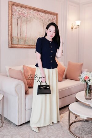 Áo Sơ Mi Nữ Cổ Tròn Tay Ngắn Dáng Peplum Thanh Lịch Phối Nút Sang Trọng